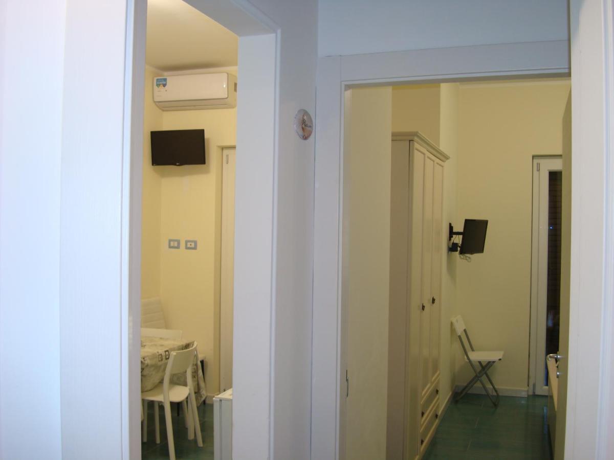 Guest House Mare E Luna ฟูเมเฟรดโดบรูซิโอ ภายนอก รูปภาพ