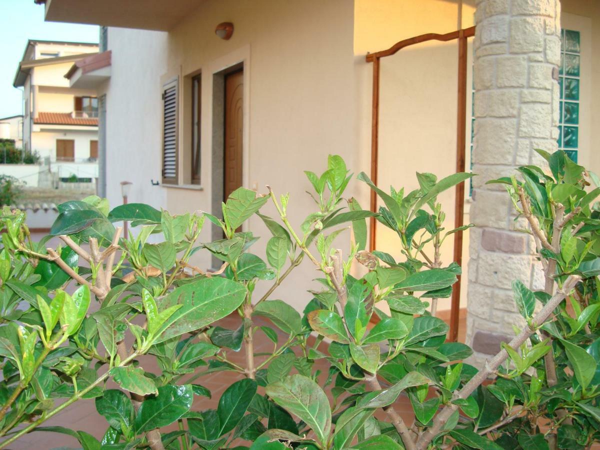 Guest House Mare E Luna ฟูเมเฟรดโดบรูซิโอ ภายนอก รูปภาพ